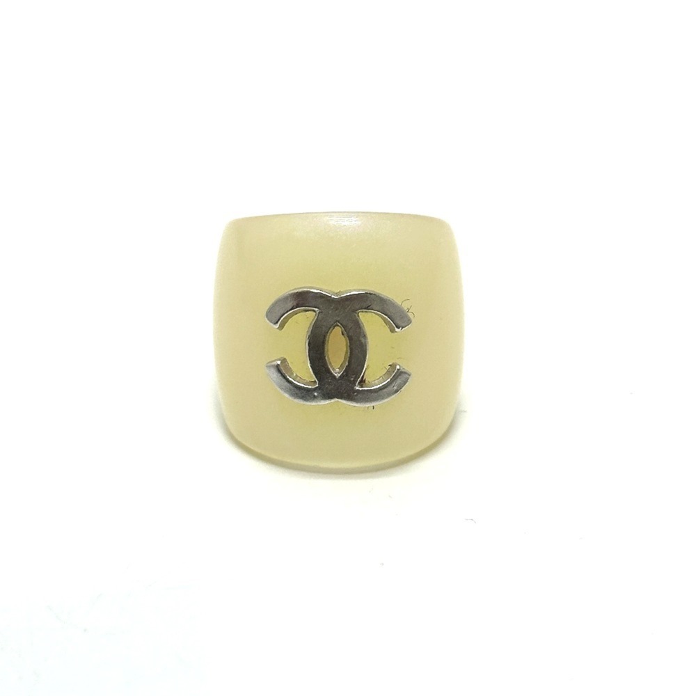 CHANEL 96A Coco Mark Ring, Plastic Fashion Accessory, Plastic, Women's, White, 1 - Picture 5 of 6
